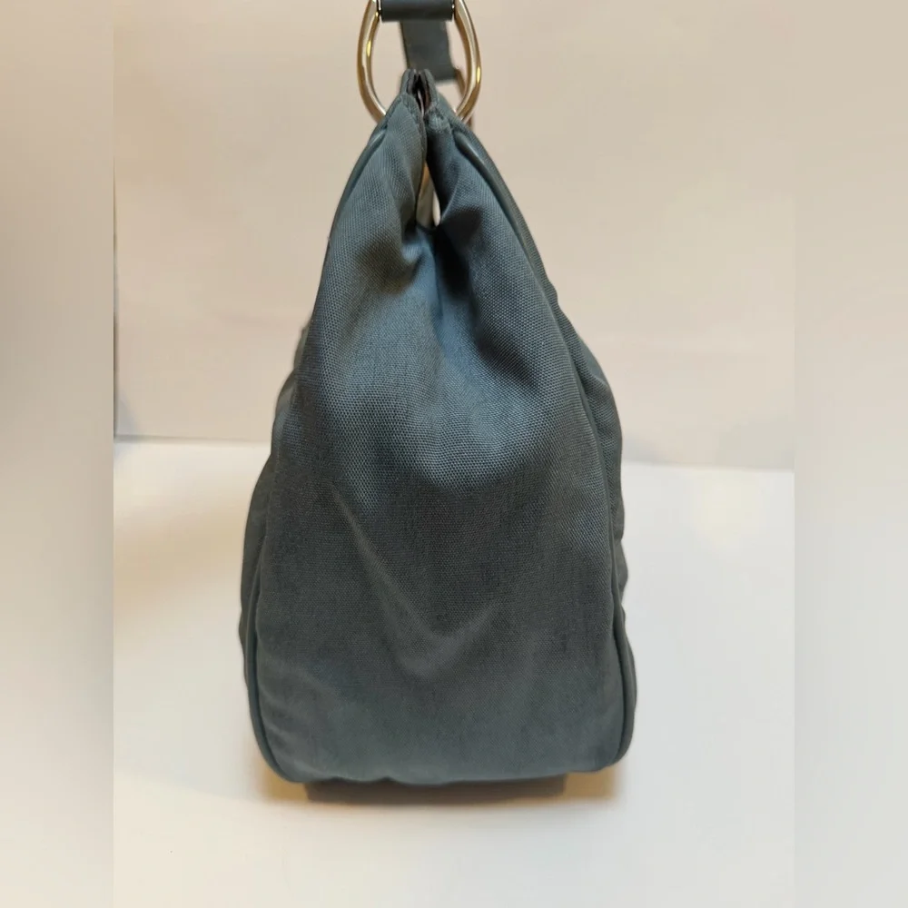 Gucci Vintage Blue Quiet Luxury Bag EUC - Picture 14 of 17